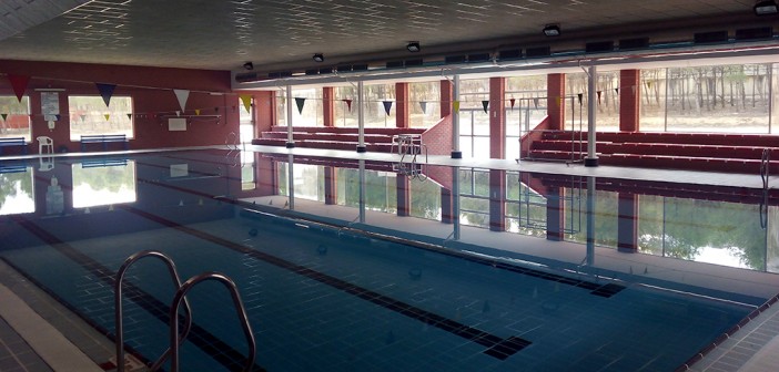 Instantánea de la piscina municipal cubierta tras la remodelación