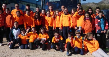 Foto de grupo de los atletas desplazados a Caravaca / ADA Yeclano