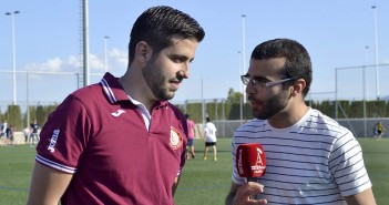 Serrano, junto a J. Ramón Martínez, ofreciendo las valoraciones / I. Azorín