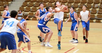 Transcurso de uno de los partidos a lo largo del Memorial / P. Aguilera