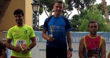 Salcedo, en lo más alto del podio en Campello