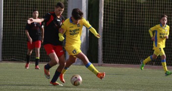 Instante del duelo del Yecla CF ante el Cuarto Distrito / P. Aguilera