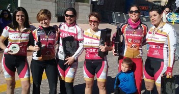 El elenco de campeonas, en Ontur / CCY