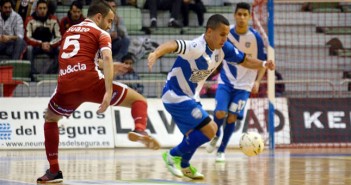 Instante de un partido anterior de los jumillanos ante ElPozo