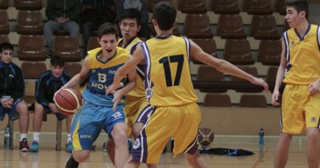 Instante del duelo entre el Cadete 00 y el San José de la Vega / P. Aguilera