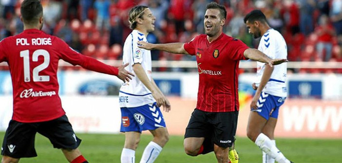 Ortuño celebra el gol ante el Tenerife / EFE