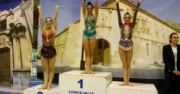 Serrano, a la izquierda / CGRY